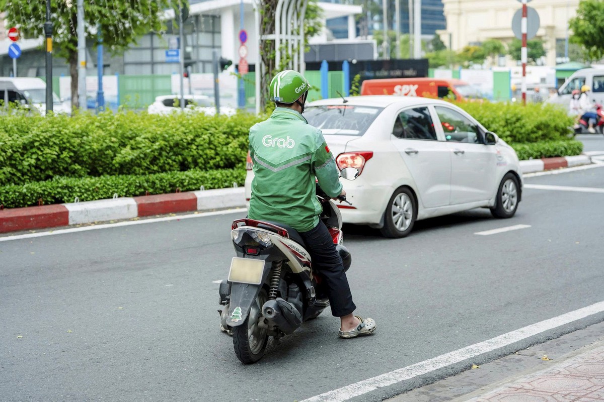 Cuộc sống gia đình thêm vững nhờ những cuốc xe công nghệ