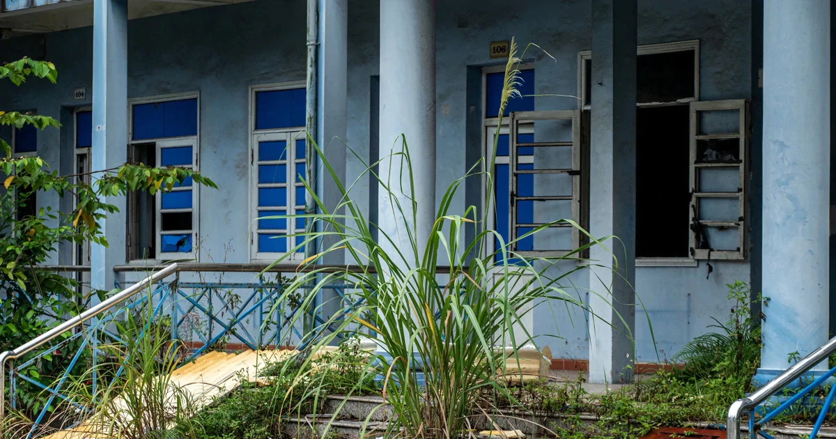 Đại bản doanh bóng đá Than Quảng Ninh bị "bỏ hoang"
