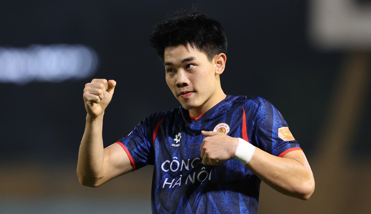 CLB Công an Hà Nội bị FIFA cấm chuyển nhượng cầu thủ