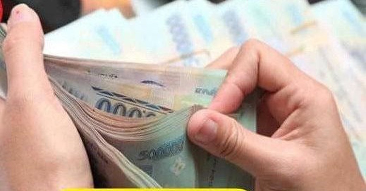 Nóng: Một doanh nghiệp buộc phải bán bớt cổ phiếu sau khi đã mua, chịu phạt 250 triệu đồng