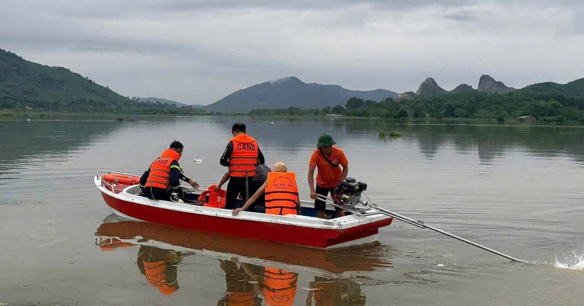 3 người ở Thanh Hoá bị lũ cuốn trong lúc đi đánh cá