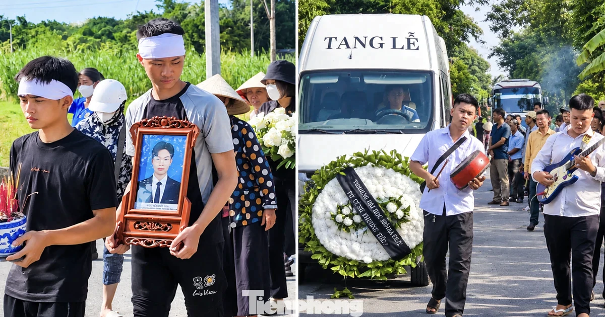 Người mẹ khóc ngất trước di ảnh con trai bị nước cuốn trôi xuống cống ở Hà Nội