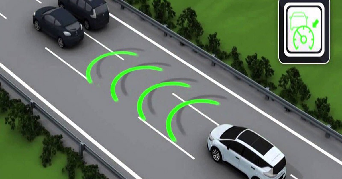 Khẩn trương nghiên cứu, xử lý kiến nghị việc xử phạt vi phạm khoảng cách an toàn trên cao tốc