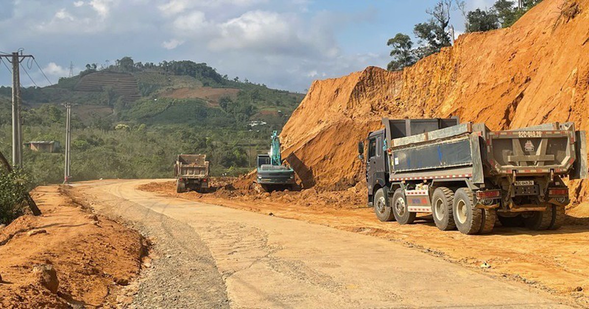 Giá vật liệu tăng vọt, loạt doanh nghiệp "kêu cứu" vì càng làm càng lỗ
