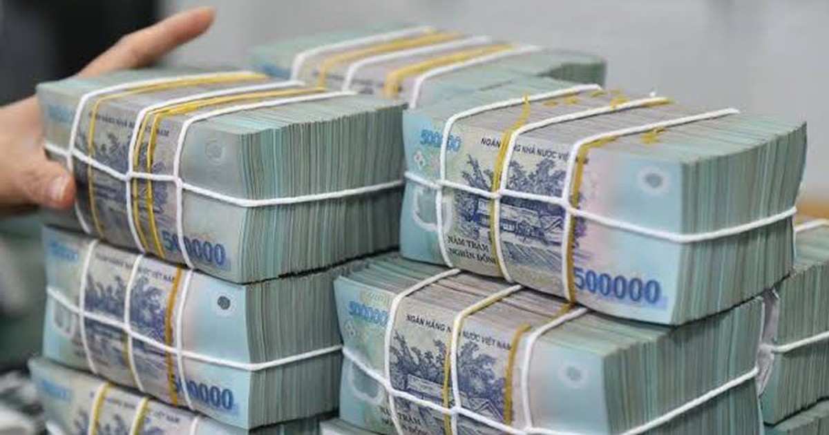 Một khách hàng gửi 60 tỷ đồng vào Vietcombank r...