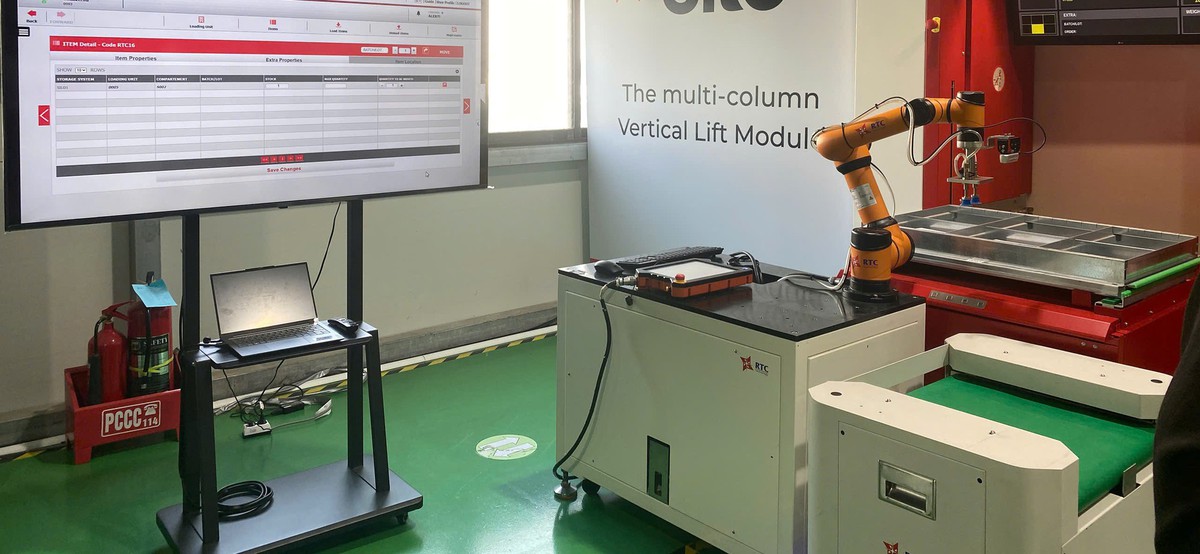 Giải mã công nghệ tháp kho đứng SILO² & Robot tự hành: Chuẩn mực mới cho Kho thông minh tại Việt Nam