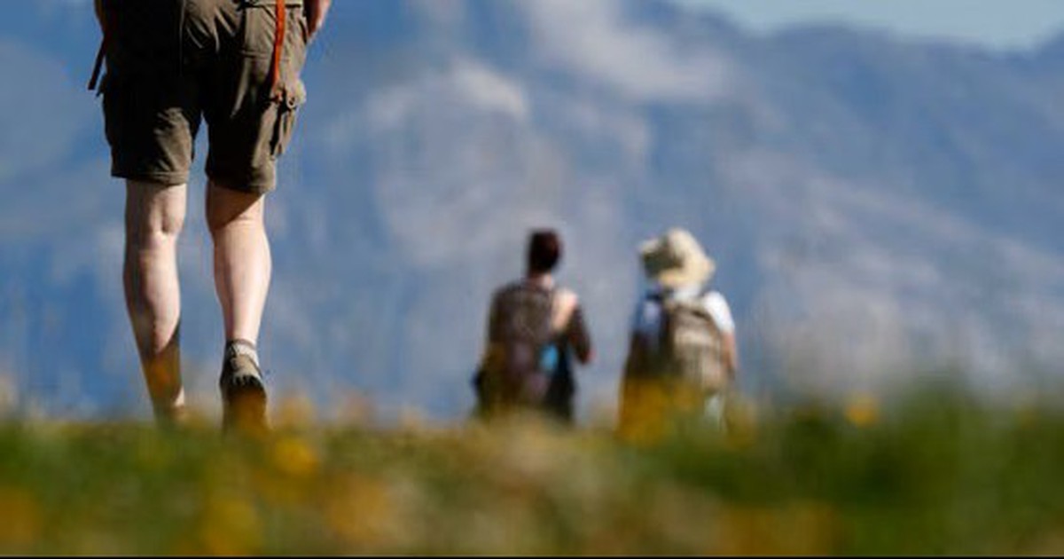 Cung đường Mont Blanc quá tải vì du khách: Cắm ...
