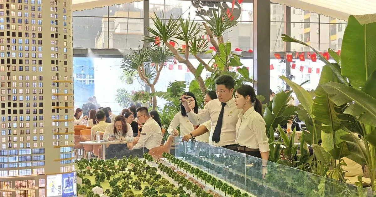 Nhà đầu tư vàng, chứng khoán đi "tàu lượn", vì ...