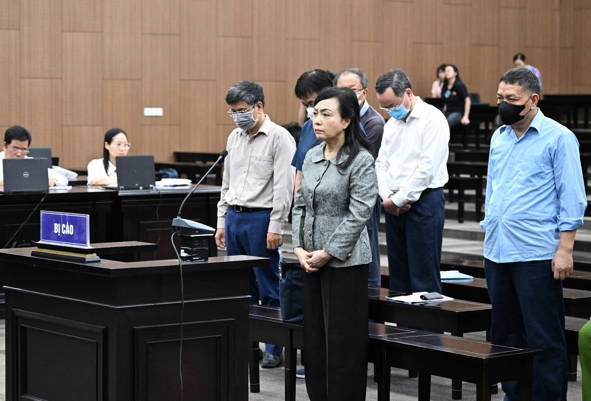 Xét xử phúc thẩm cựu Bộ trưởng Y tế Nguyễn Thị Kim Tiến và 9 bị cáo