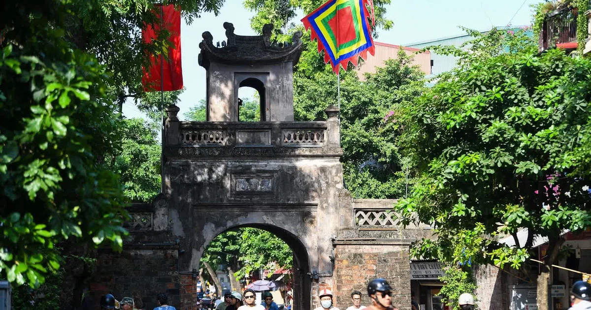 Miền Bắc nắng thu đẹp trước khi đón mưa rào