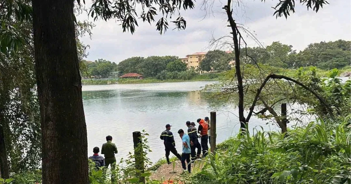 Phát hiện thi thể người đàn ông nổi trên Hồ Đá