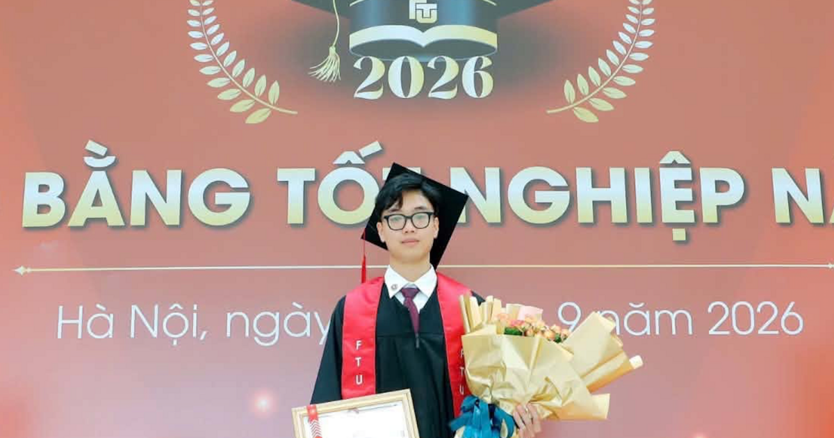Nam sinh tốt nghiệp Xuất sắc Đại học Ngoại thương, 5 kỳ liên tiếp nhận học bổng