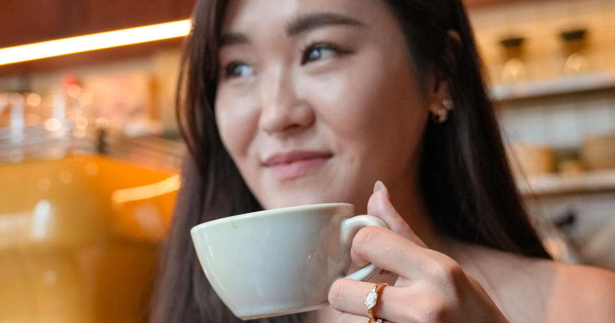 Nữ gen Z nghỉ việc ngân hàng, khởi nghiệp thươn...