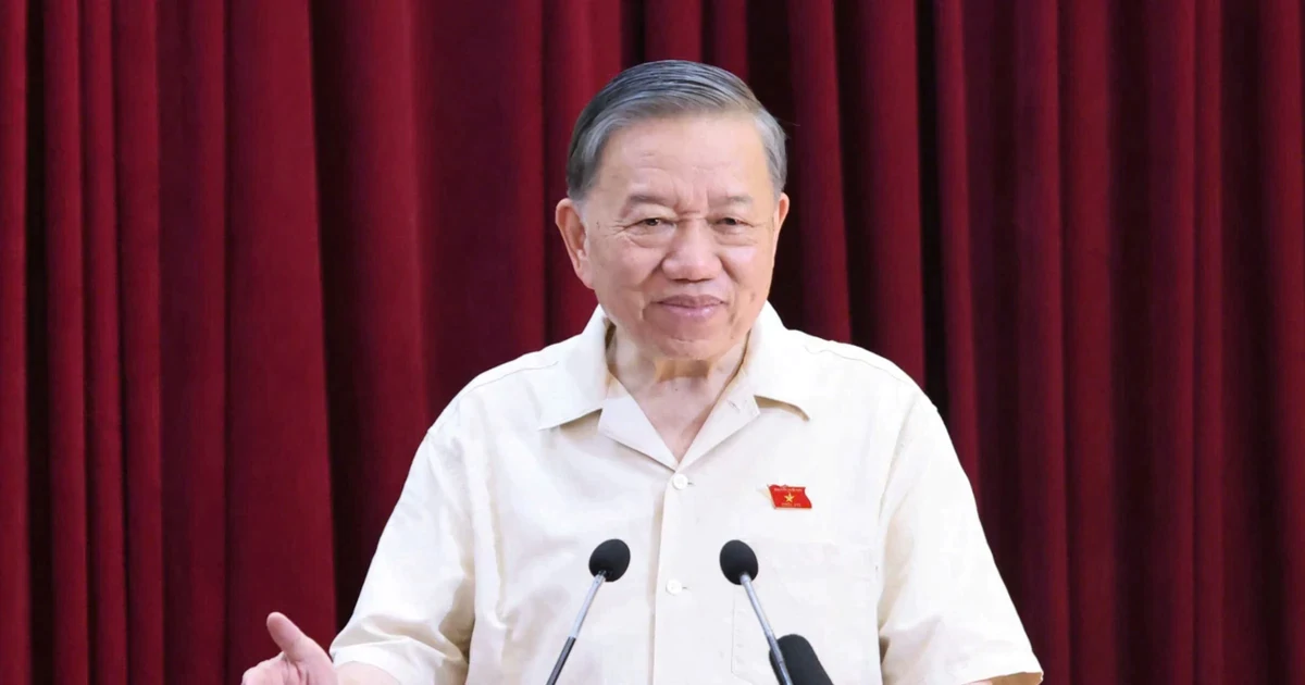 Tổng Bí thư, Chủ tịch nước nói việc thiếu sách giáo khoa, bữa ăn bán trú