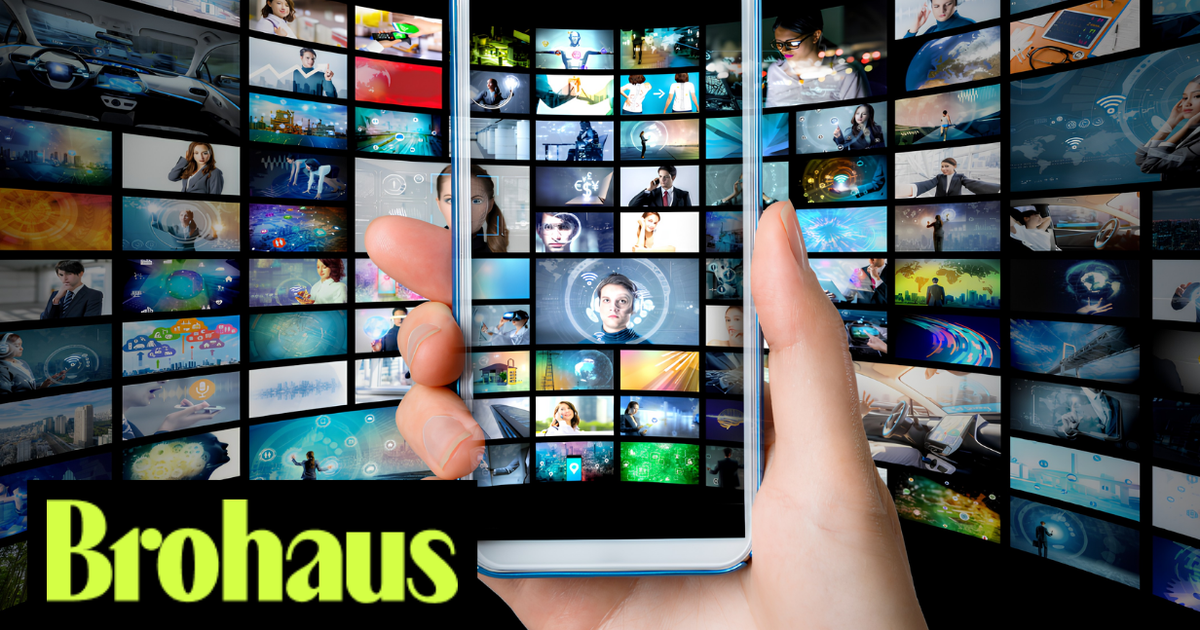 Netflix cần 2 tiếng để kể một câu chuyện, TikTok chỉ cần 60 giây: Đàn ông đang thay đổi cách xem phim?