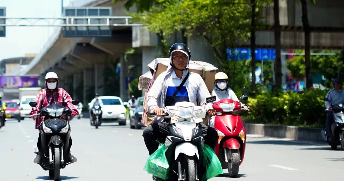 Miền Bắc nắng nóng gay gắt, bất thường