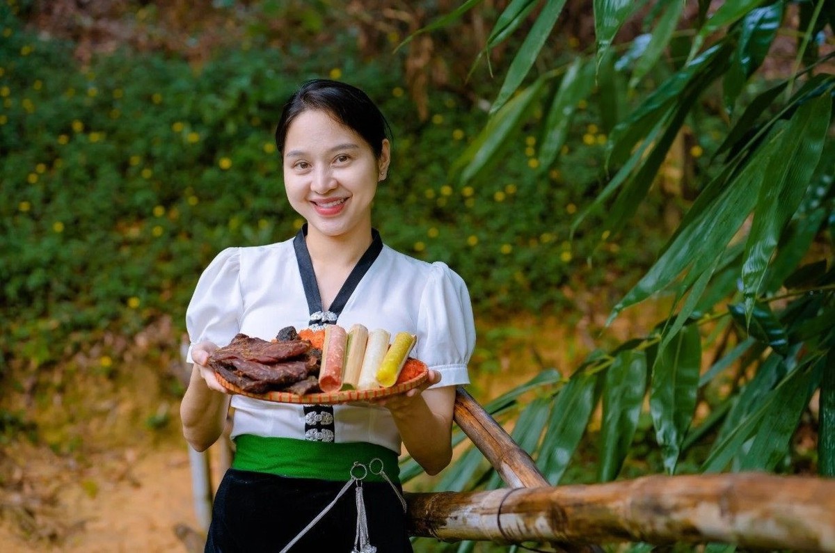 Trước khi biến mất khỏi MXH, Huyền Huho từng đứ...