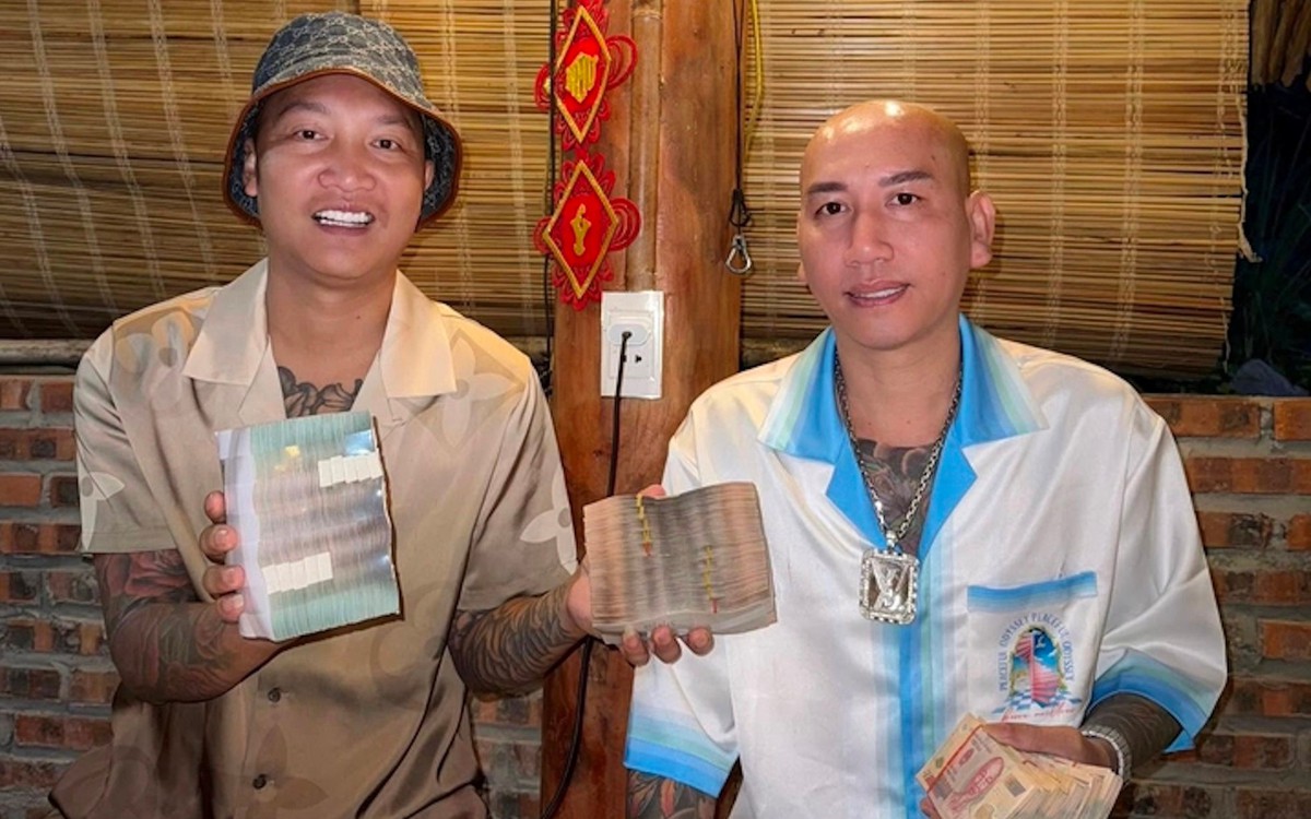 ‘Giang hồ mạng’ Huấn Hoa Hồng, Phú Lê bỏ túi hà...