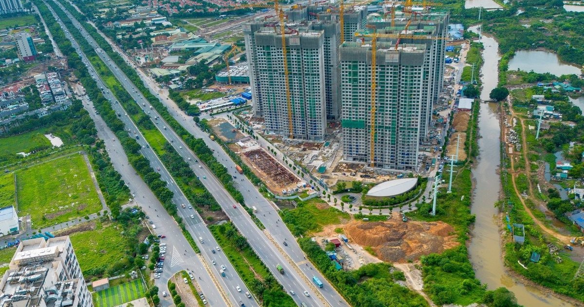 Vì sao giá bất động sản khó trở lại nền cũ?