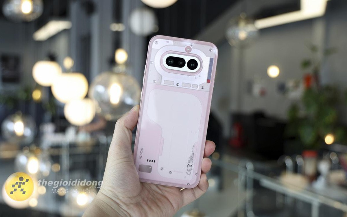 Nothing Phone (4a) Pro 5G: Sự kết hợp hài hòa giữa thiết kế kim loại và hiệu năng thực dụng