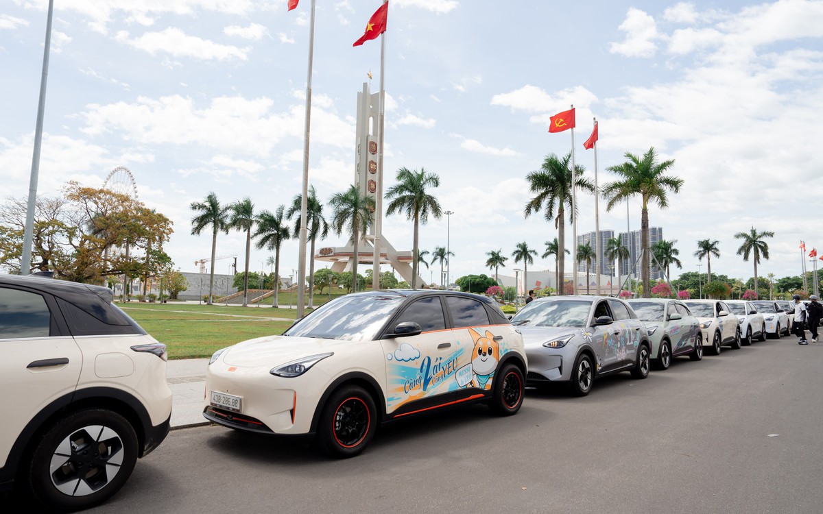 Mãn nhãn dàn Geely EX2 khoe cá tính cùng bộ sưu tập decal độc đáo tại Roadshow Đà Nẵng