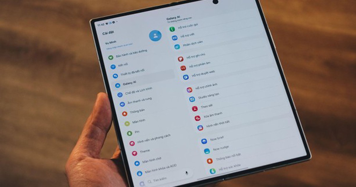 Gemini tích hợp trên Galaxy khác gì ứng dụng AI cài trên điện thoại?