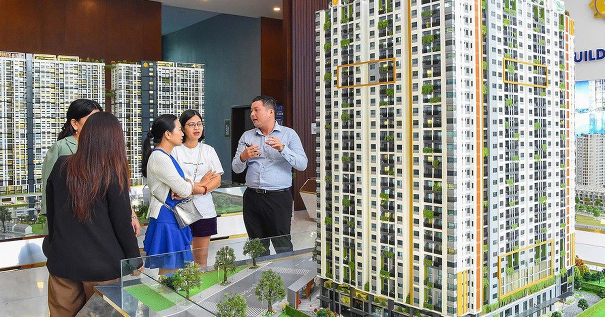 Bất động sản sau cơn sốt: Người mua bắt đầu lấy...