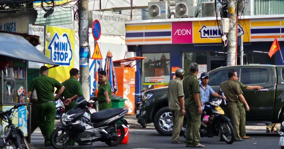 Cháy khách sạn ở TPHCM, hai khách thuê phòng tử vong