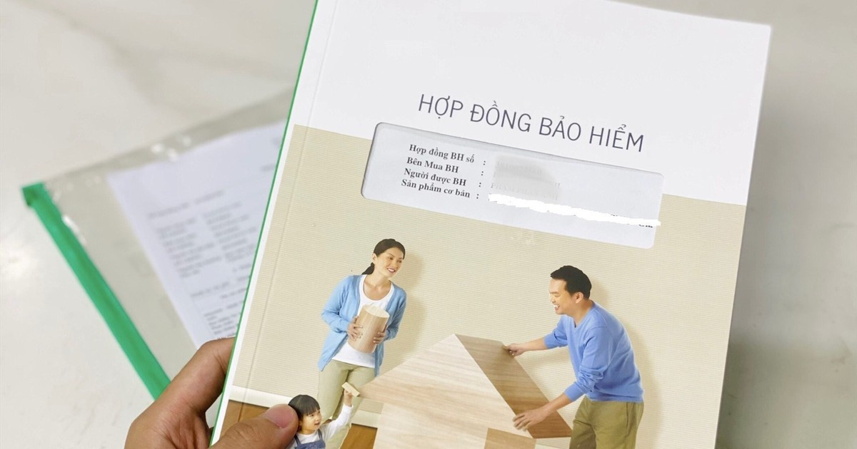 Một "ông lớn" bảo hiểm nhân thọ chính thức ngừng thu phí bằng tiền mặt, khách hàng bắt buộc chuyển khoản