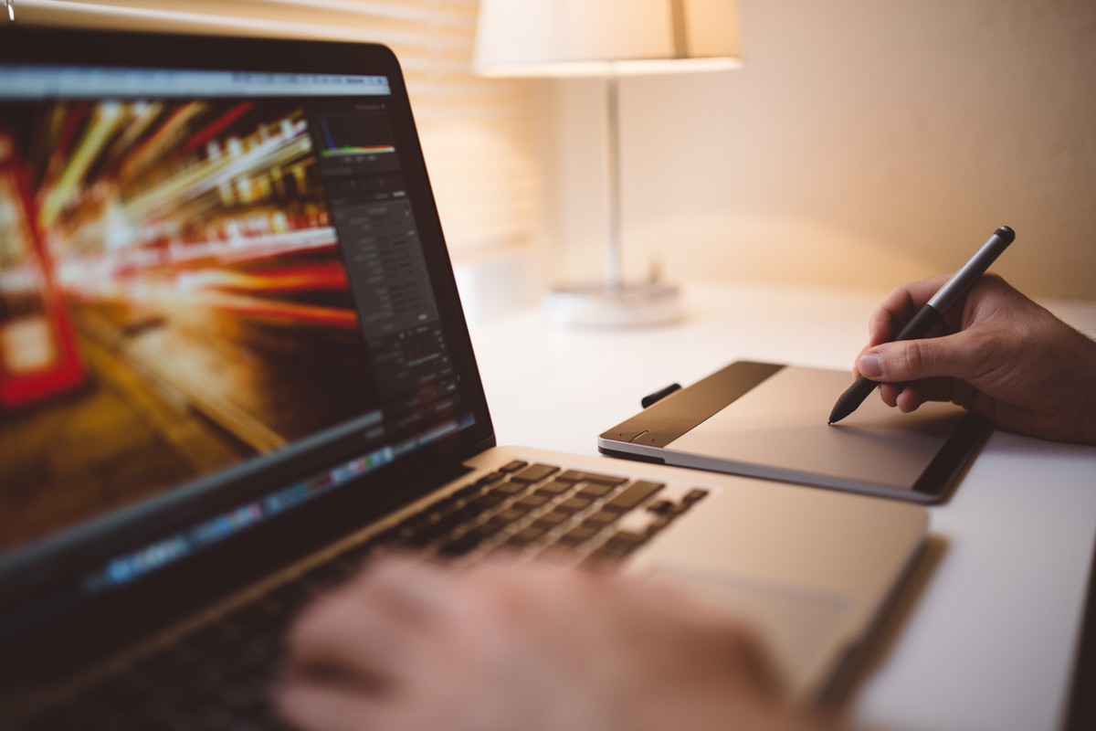 Kiếm 600 triệu trong 3 ngày, startup Việt DesignBold có 