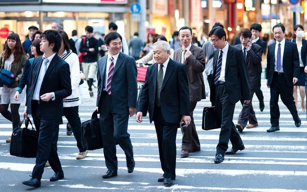 Học người Nhật cách động não tư duy, kiếm tiền làm giàu và đầu tư tài tình: Nhanh, bền, đỉnh!