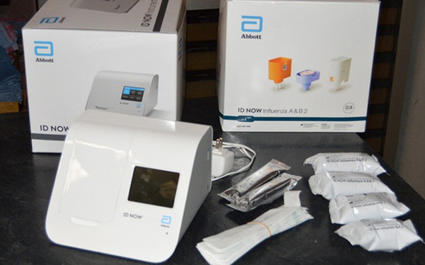 Mỹ: Kit thử Covid-19 của Abbott có thể cho kết quả chỉ sau 5 phút, tuần sau bắt đầu sản xuất 50.000 kit/ngày