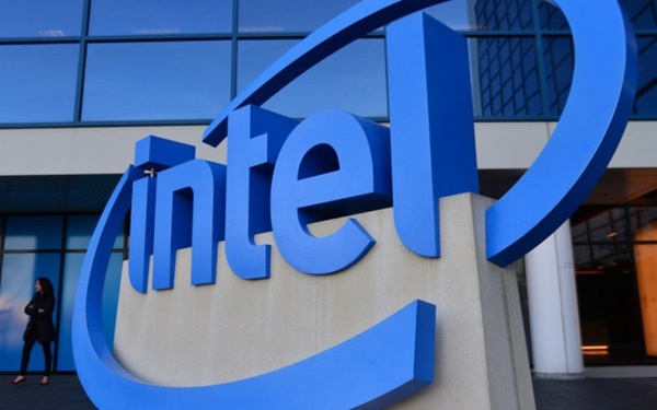 Người quan trọng nhất chịu trách nhiệm phát triển phần cứng của Intel rời công ty