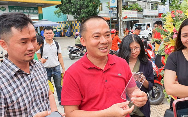 Điện Thoại Siêu Rẻ đóng cửa không phải vì không thành công mà do Thế Giới Di Động đang toan tính một bước đi khác vươn ra thị trường tỉnh lẻ?