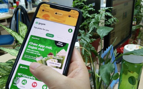 Bão 1 sao ngày Gojek Việt Nam chào sân: Tặng nước miễn phí nhưng ...