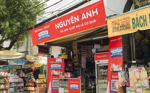 Vingroup âm thầm xây app VinShop hỗ trợ cả trăm ngàn tiệm tạp hóa: Chủ tiệm đặt mua mọi thứ trên đời chỉ cần qua 1 ứng dụng duy nhất