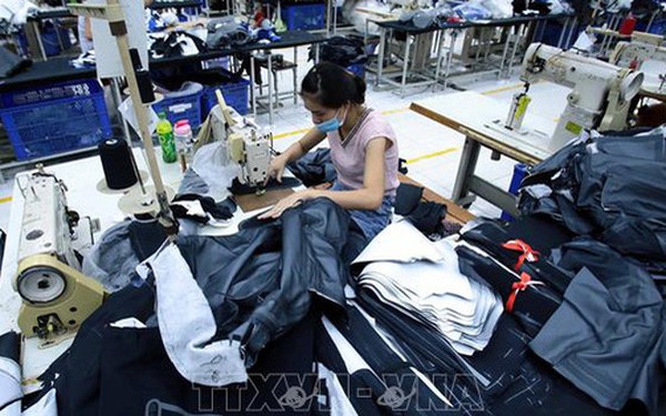 Ngành dệt may 'khát' đơn hàng, xoay xở vượt khó