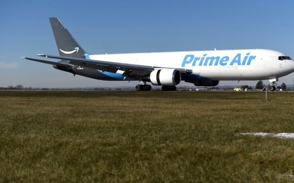 Tiền nhiều, Amazon sắm 11 máy bay Boeing chở khách để giao hàng
