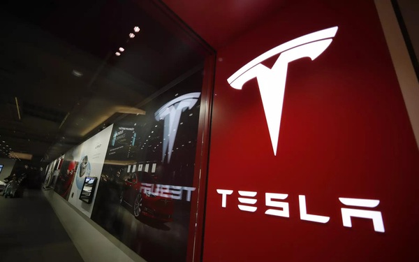 Tesla phải bồi thường 137 triệu USD cho một nhân viên cũ