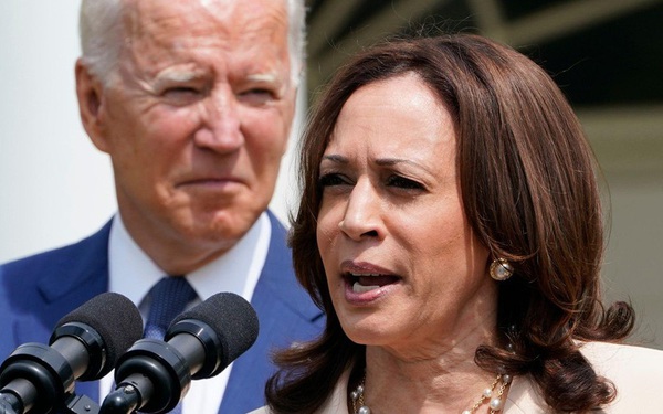 Ông Joe Biden và bà Kamala Harris. Ảnh: AP Ông Joe Biden và bà Kamala Harris. Ảnh: AP