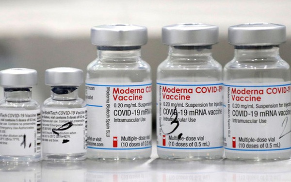 Hiệu quả vaccine trước biến thể Omicron như thế nào? Tuyên bố mới nhất từ giáo sư Nam Phi