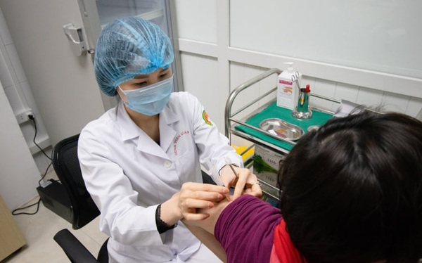 100% tình nguyện viên tiêm vắc xin phòng COVID-19 Nano Covax của Việt Nam đều sinh miễn dịch