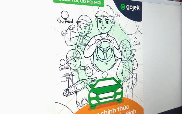 Gojek đang tuyển dụng tài xế cho dịch vụ GoCar (Ảnh: Duy Vũ) Gojek đang tuyển dụng tài xế cho dịch vụ GoCar (Ảnh: Duy Vũ)