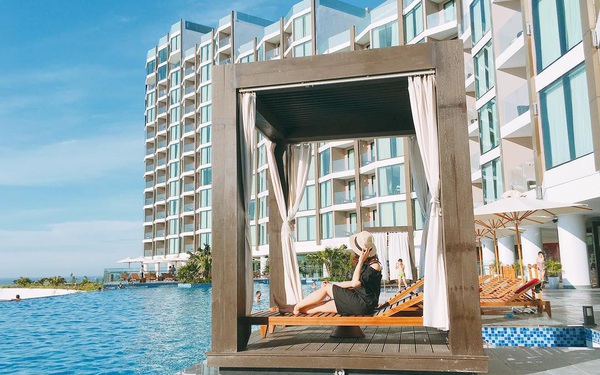 Bắt trend Staycation giữa thời giãn cách: Gia đình Việt săn kỳ nghỉ 5 sao tại resort gần nhà
