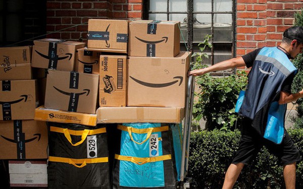 Amazon bị tố chèn ép đối tác bằng điều khoản vô lý: Nếu muốn 1 hợp đồng béo bở, hãy đưa cho tôi một phần công ty! - Vimarsana News