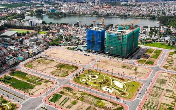 Trong cơn "ngáo" giá đất, anh lái xe taxi kiếm bạc tỷ từ làm môi giới - Vimarsana News
