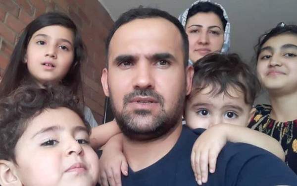 Hành trình người chồng đưa vợ cùng 4 con nhỏ chạy trốn khỏi Afghanistan: "Tất cả chúng tôi đều khóc"