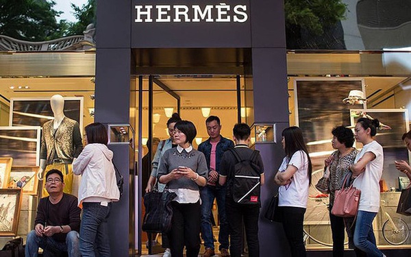 Mặc đại dịch hoành hành, doanh thu 6 tháng đầu năm 2021 của Hermès vẫn tăng trưởng khủng khiếp, thành tích nhìn mà nể