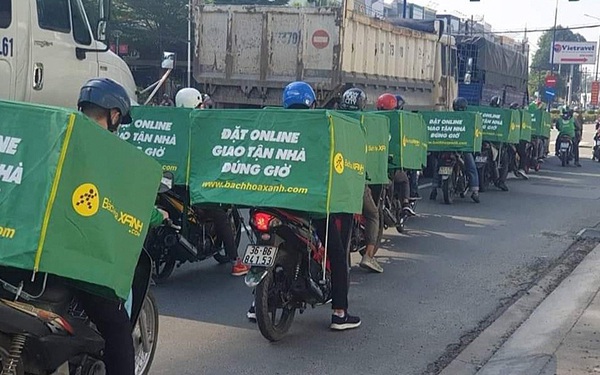 Ảnh minh họa nhân viên giao hàng Bách Hóa Xanh. Nguồn: Internet Ảnh minh họa nhân viên giao hàng Bách Hóa Xanh. Nguồn: Internet