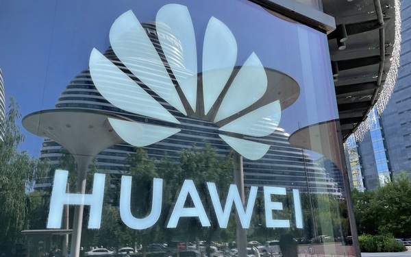 Huawei thiệt hại 30 tỷ USD vì lệnh cấm vận của Mỹ